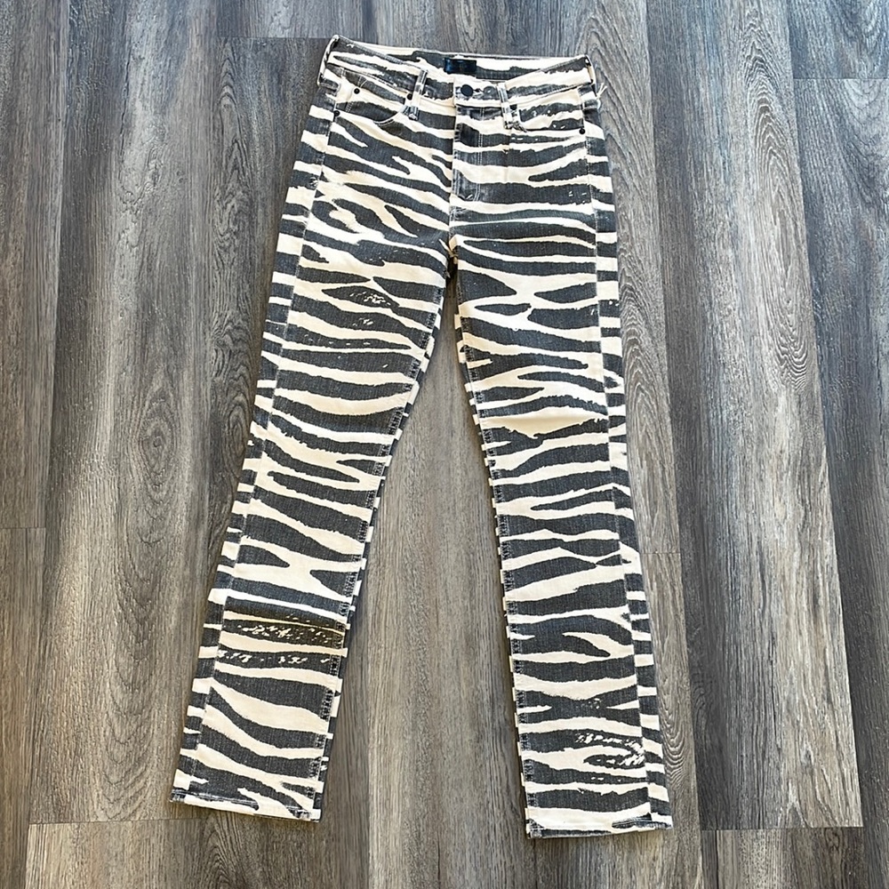 MOTHER Denim Mid Rise Dazzler Ankle Jean, “Herd That” zebra stripe wash